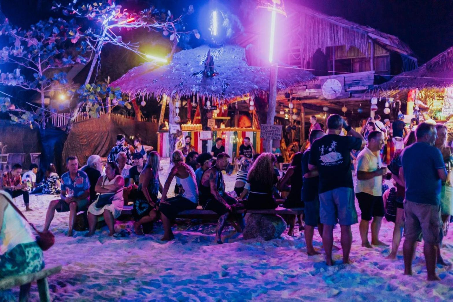 Rasta Baby Bar & Bungalows - Suitable For Young Travelers Koh Phayam Bagian luar foto